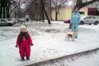 sétáltatjuk a Somát a hóesésben